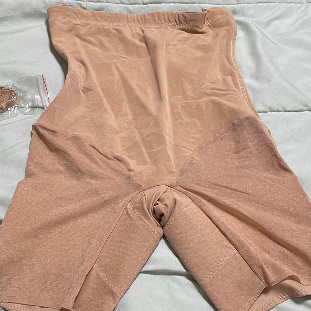Honeylove Nude Blush Shaping Shorts